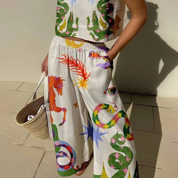 Two piece set with awesome pattern - Picture 2 of 3